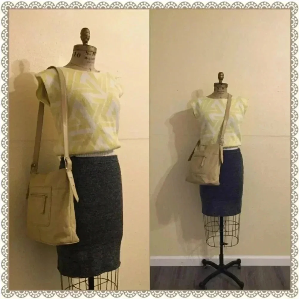 Liz Claiborne | Cream Beige Distressed Leather Organizer Crossbody Bag